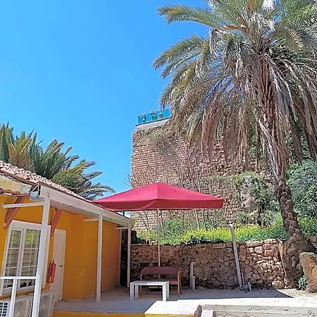 Tag Hotel